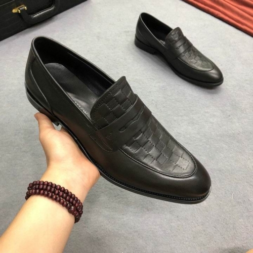 LV Leather Shoes Men 072