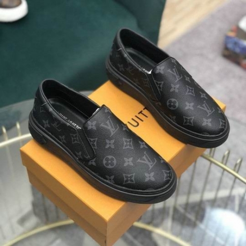 LV Casual Shoes Men 302