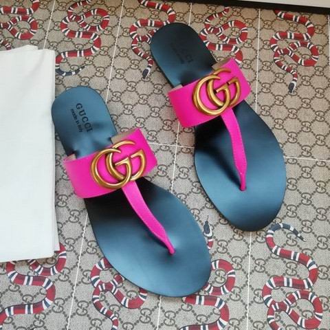 GUCCI Slippers Men 234