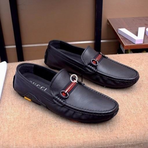 GUCCI Casual Shoes 1044