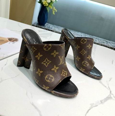 LV High Heel Women 094