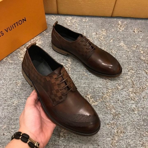 LV Leather Shoes Men 131
