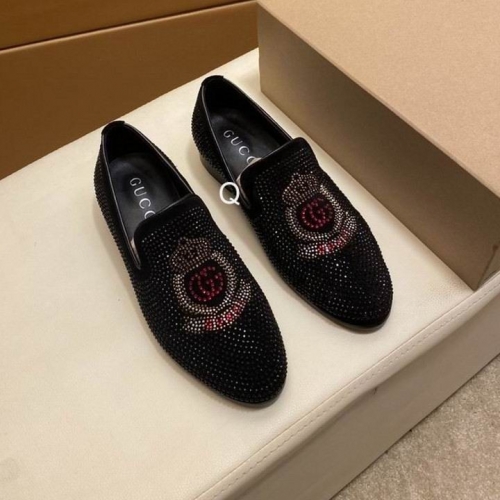 GUCCI Casual Shoes 1049