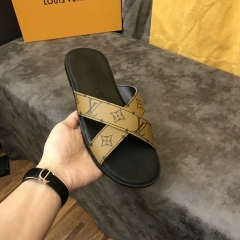 LV Slippers Men 300