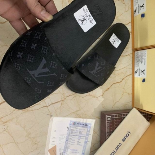 LV Slippers Men 024