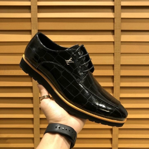 LV Leather Shoes Men 206