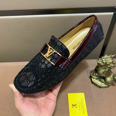 LV Casual Shoes Men 075