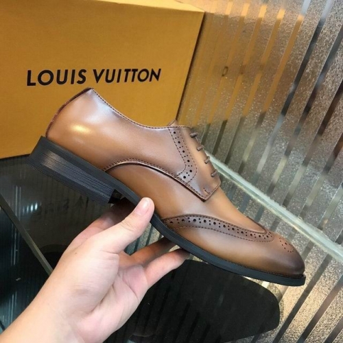 LV Leather Shoes Men 298