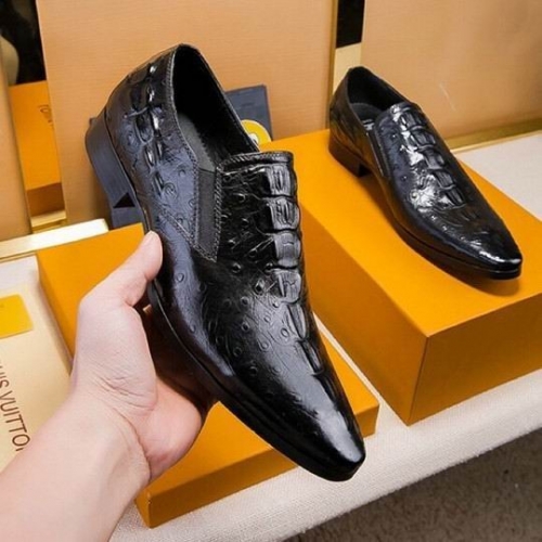 LV Leather Shoes Men 174
