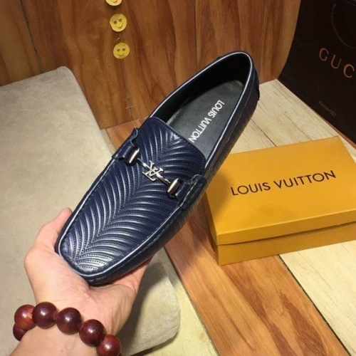 LV Casual Shoes Men 466