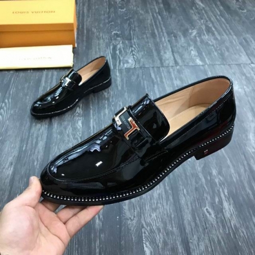 LV Leather Shoes Men 313