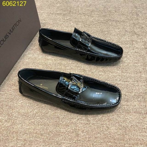 LV Casual Shoes Men 113