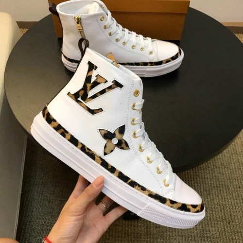 LV High Top Men 054