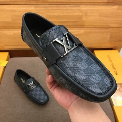 LV Casual Shoes Men 241