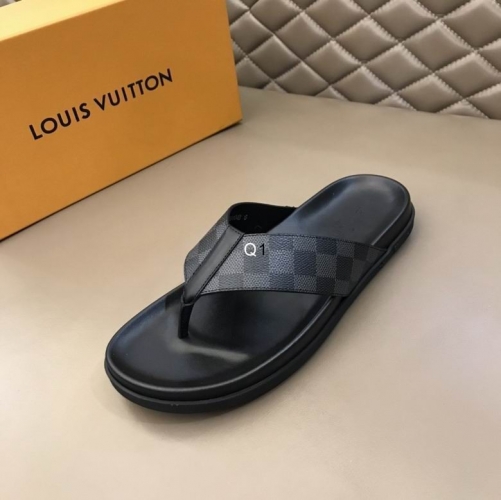 LV Slippers Men 459