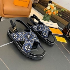 LV Slippers Women 146