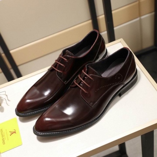 LV Leather Shoes Men 065