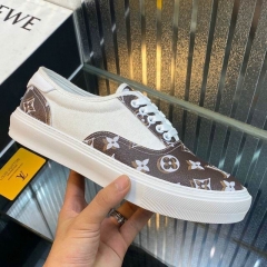 LV Low Top Men 0604