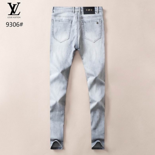 L.V. Jeans 040