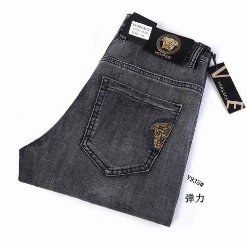 V.e.r.s.a.c.e. Jeans 085