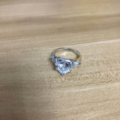 Stylish sterling silver Ring with diamonds 166