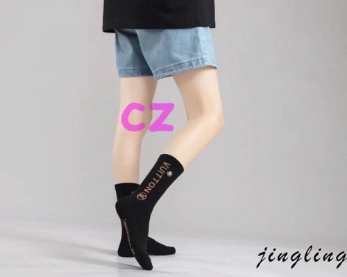 L..V.. Socks 277