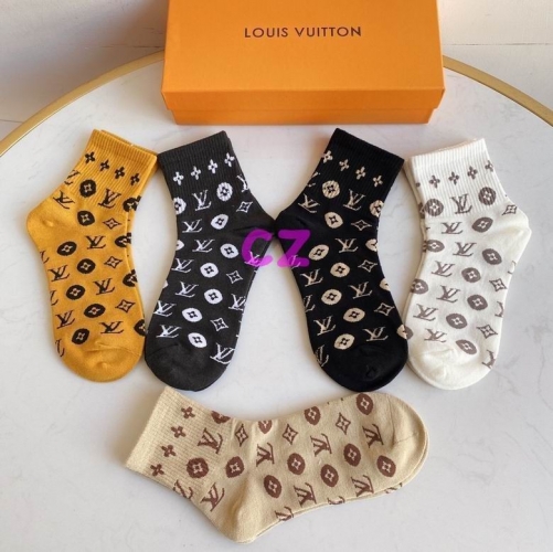 L..V.. Socks 546