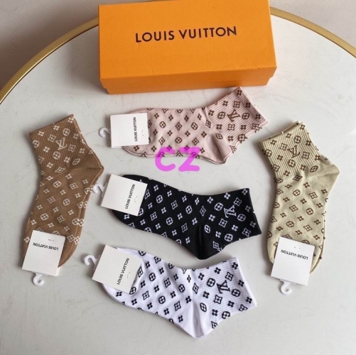 L..V.. Socks 285