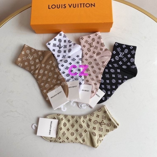 L..V.. Socks 286