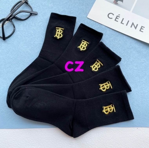 B.u.r.b.e.r.r.y. Socks 323