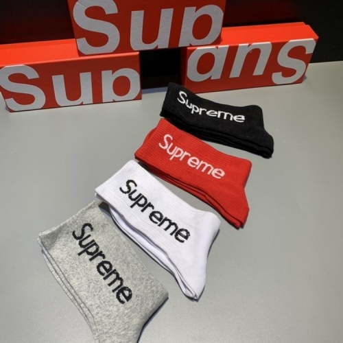 S.u.p.r.e.m.e. Socks 019