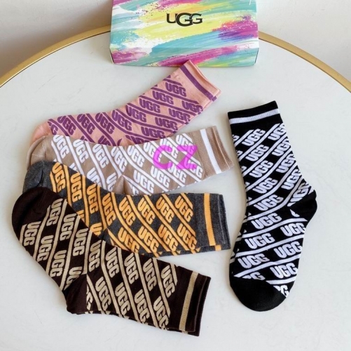 U..G..G.. Socks 004