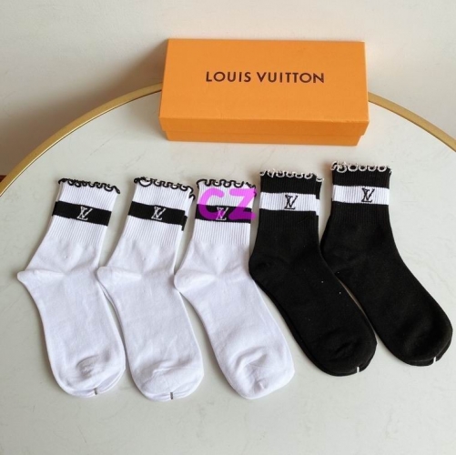 L..V.. Socks 294