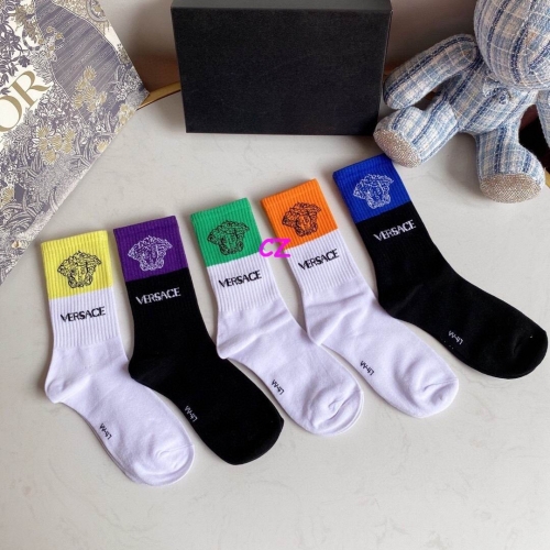 V.e.r.s.a.c.e. Socks 063