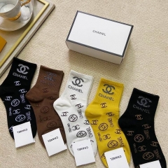 C.h.a.n.e.l. Socks 0217