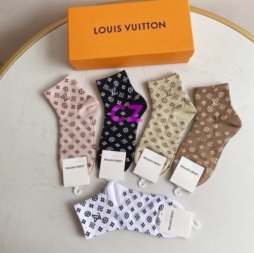 L..V.. Socks 287