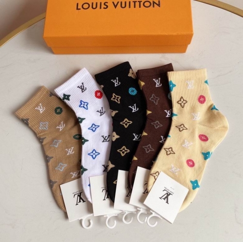 L..V.. Socks 364