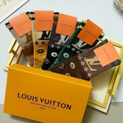 L..V.. Socks 065