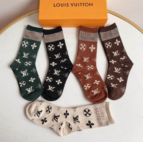 L..V.. Socks 381