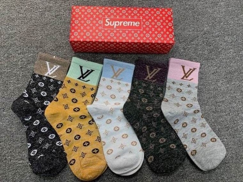 L..V.. Socks 014