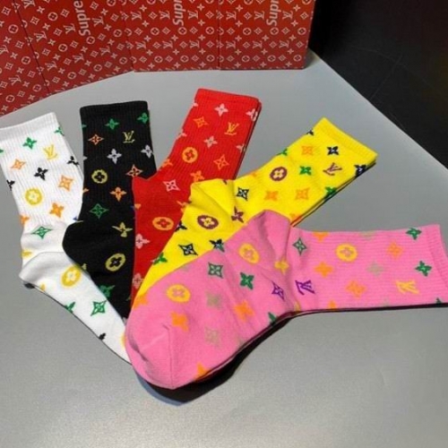 L..V.. Socks 105