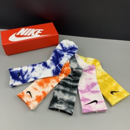 N.I.K.E. Socks 112