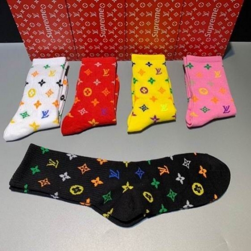 L..V.. Socks 106