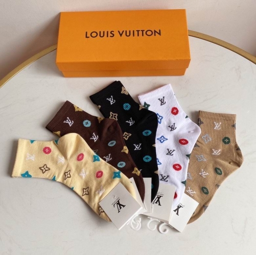 L..V.. Socks 367