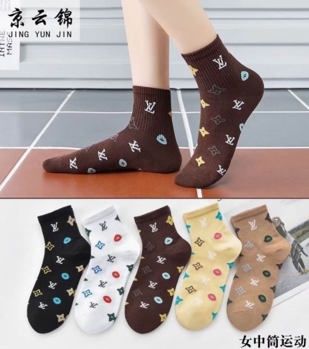 L..V.. Socks 369