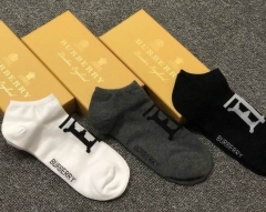 B.u.r.b.e.r.r.y. Socks 001