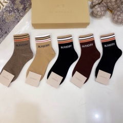 B.u.r.b.e.r.r.y. Socks 162
