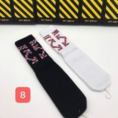 O.f.f.-W.h.i.t.e. Socks 059