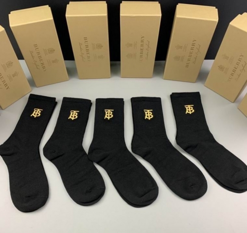 B.u.r.b.e.r.r.y. Socks 208