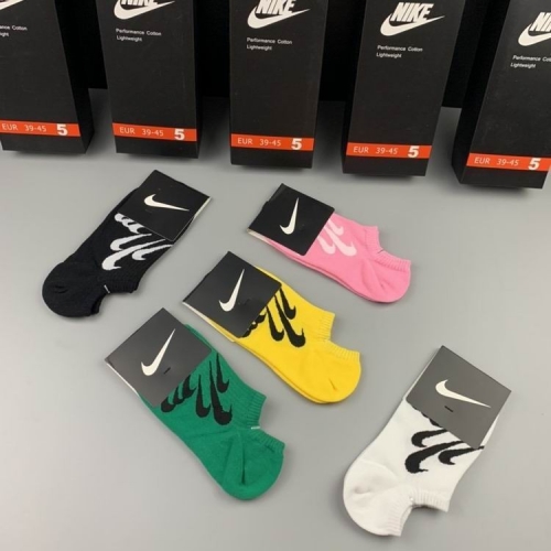 N.I.K.E. Socks 158